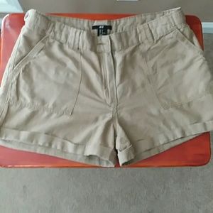 H & M Shorts